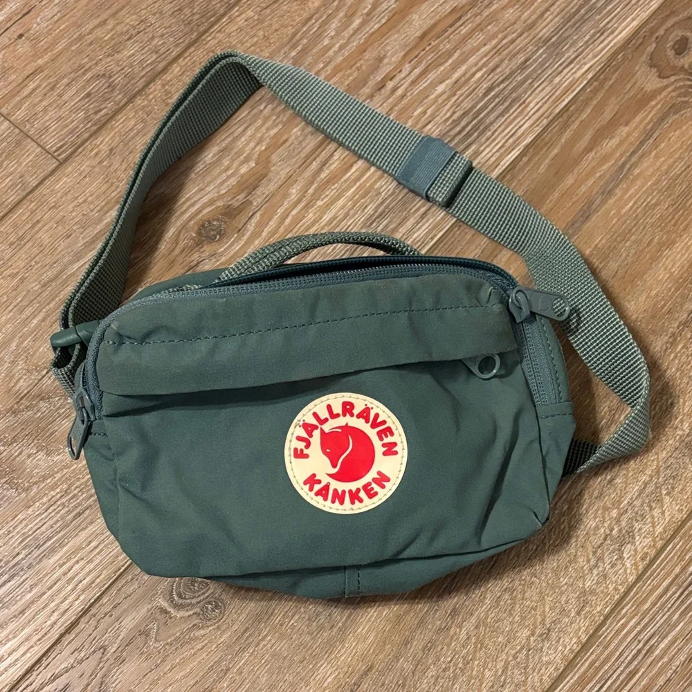 Kånken Crossbody Bag - Fjjallraven - Picture 2 of 4